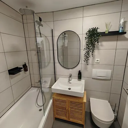 Neu I Design I 1-zimmer-apartment I Hotelturm I Etage 21 I Boxspring I Ausblick Augsburg