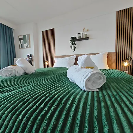 Neu I Design I 1-zimmer-apartment I Hotelturm I Etage 21 I Boxspring I Ausblick * Augsburg